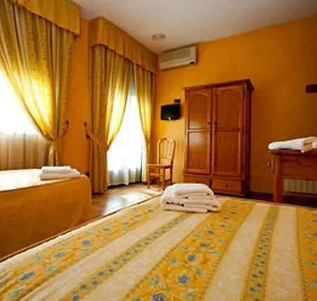 Hotel Castilla *