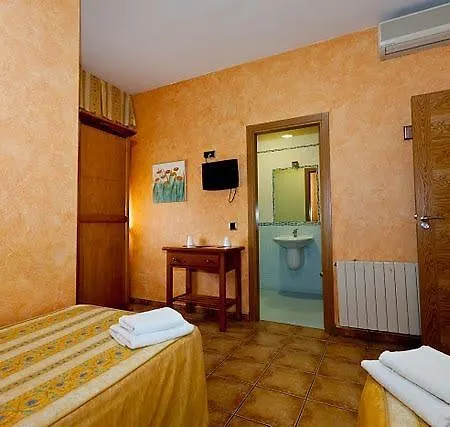 Castilla Hotel *